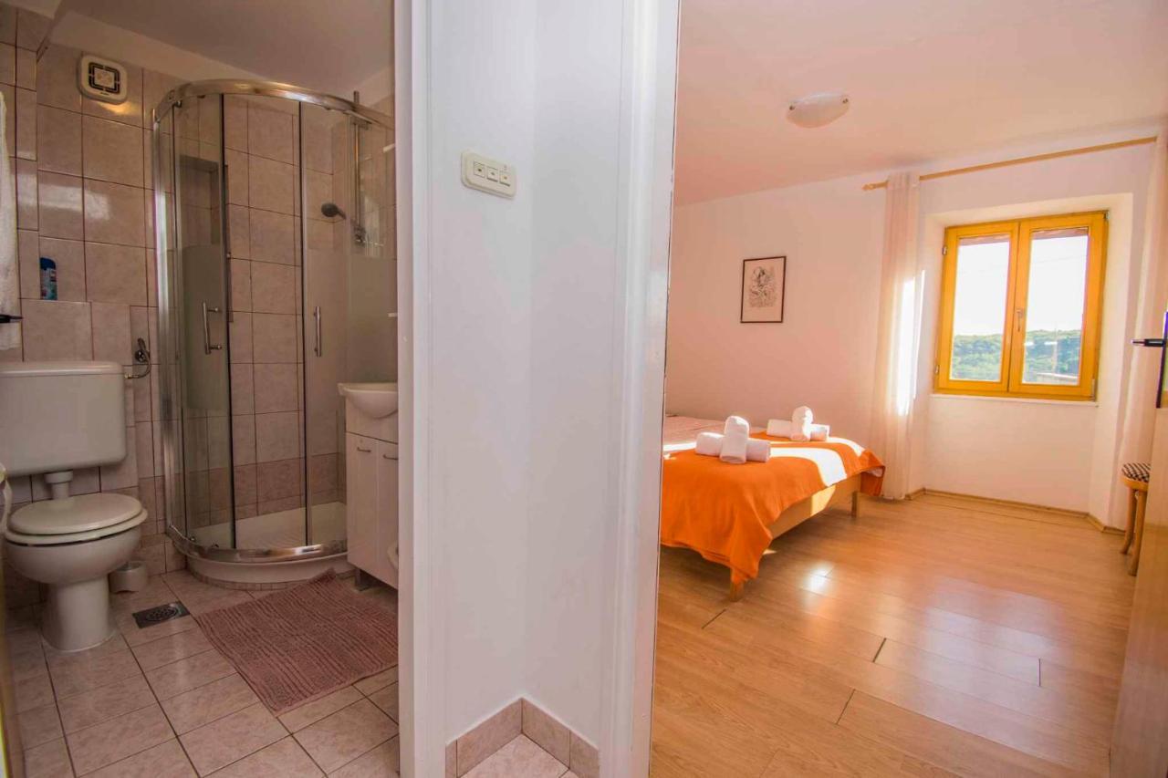 Apartment Dobrinj 1 Bagian luar foto