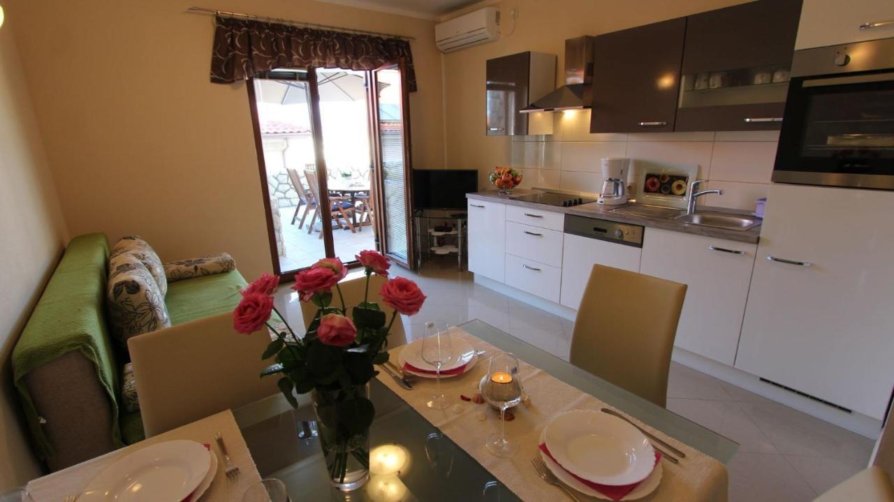 Apartment Dobrinj 1 Bagian luar foto